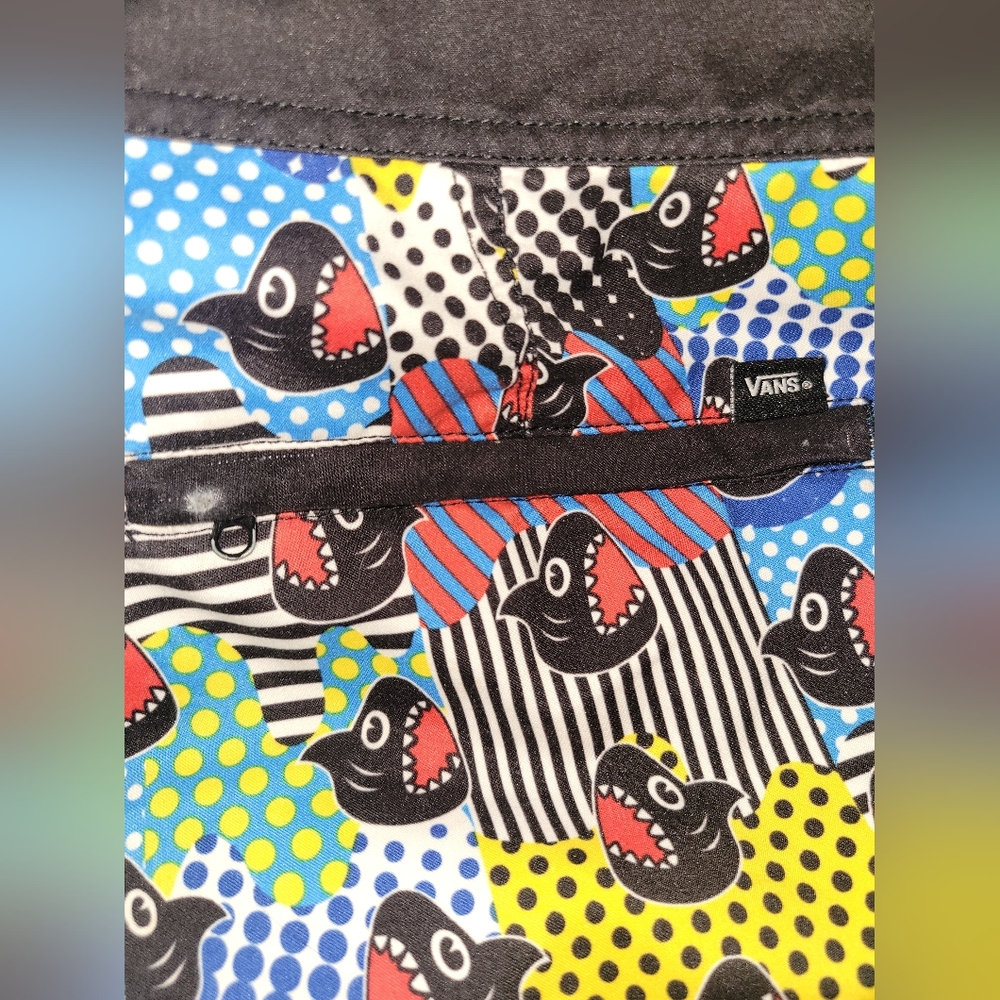 Vans Swim Trunks Discovery Shark Week 🦈 Sz 30/20 - Picture 6 of 8